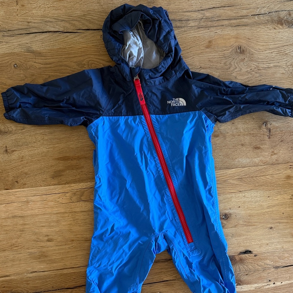 The North Face Kids Navy and Blue Hooded Footie
